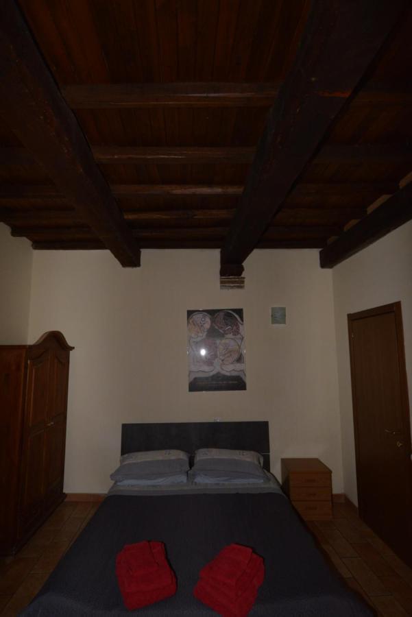 Apartamento Via Della Posterna Spoleto Exterior foto