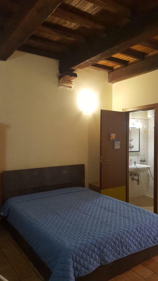 Apartamento Via Della Posterna Spoleto Exterior foto
