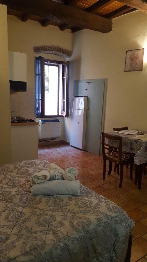Apartamento Via Della Posterna Spoleto Exterior foto